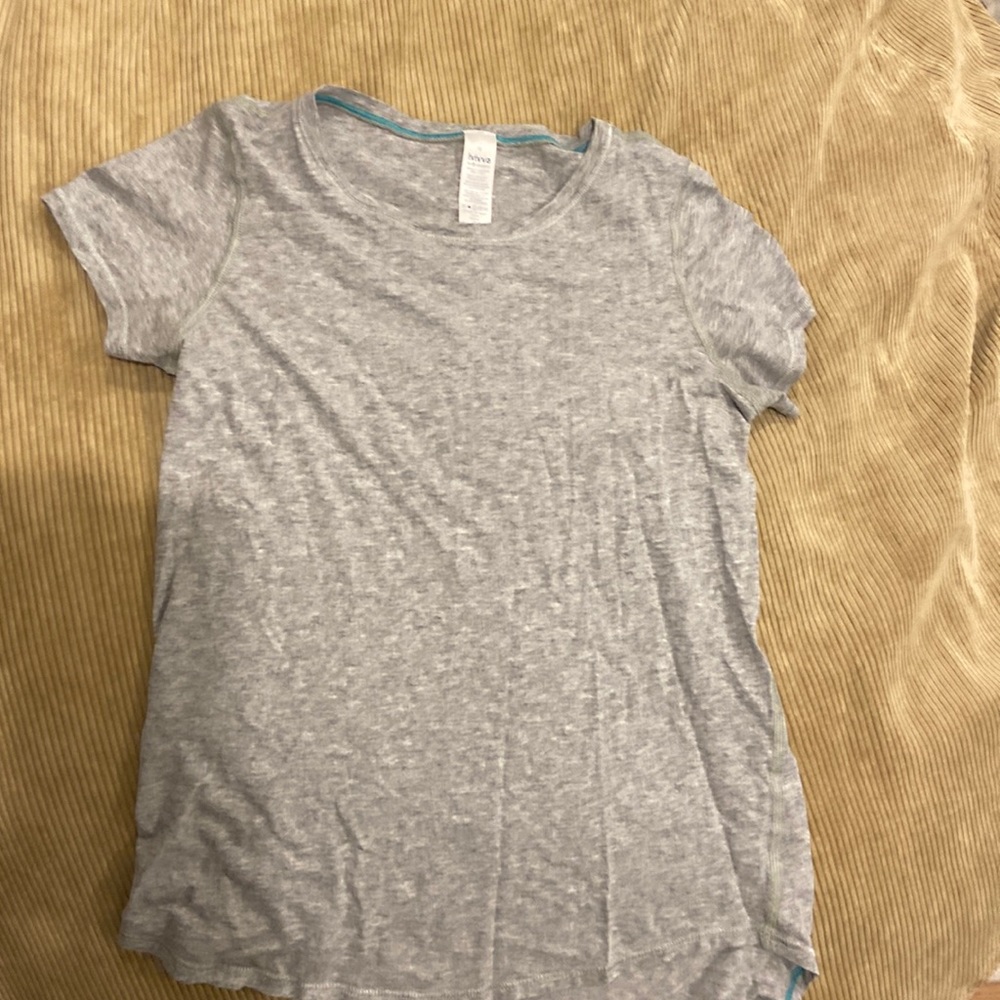 Ivivva (girls lululemon) gray T-shirt